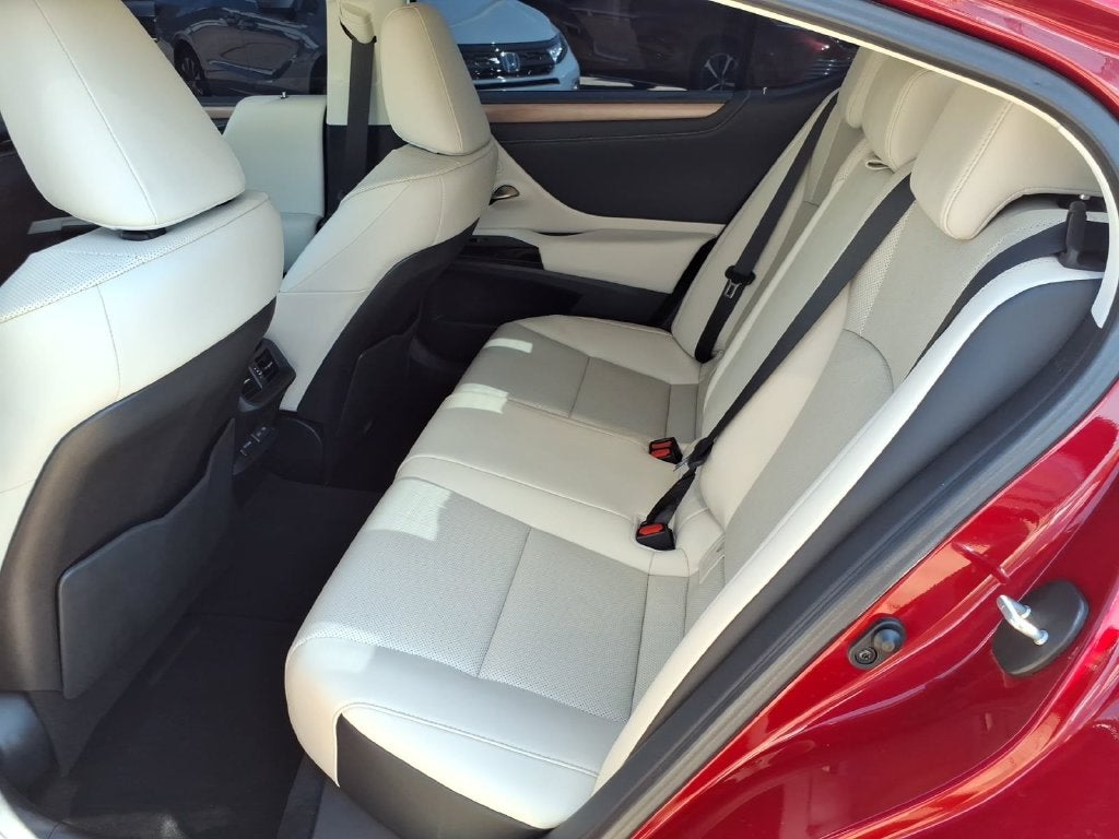 2025 Lexus ES 350