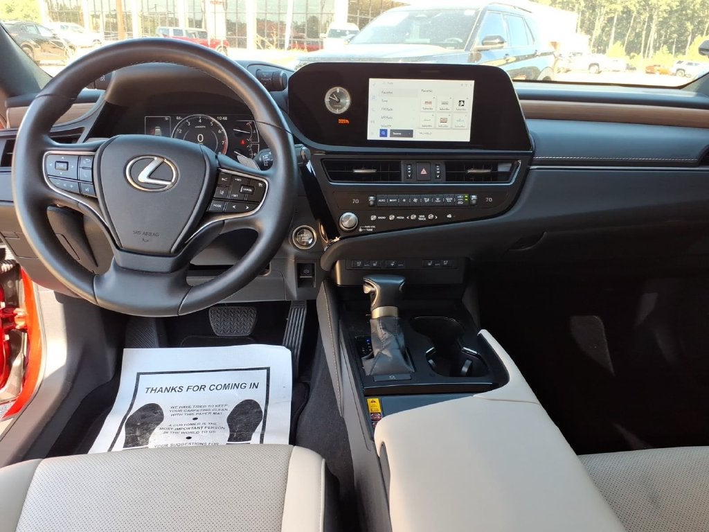 2025 Lexus ES 350