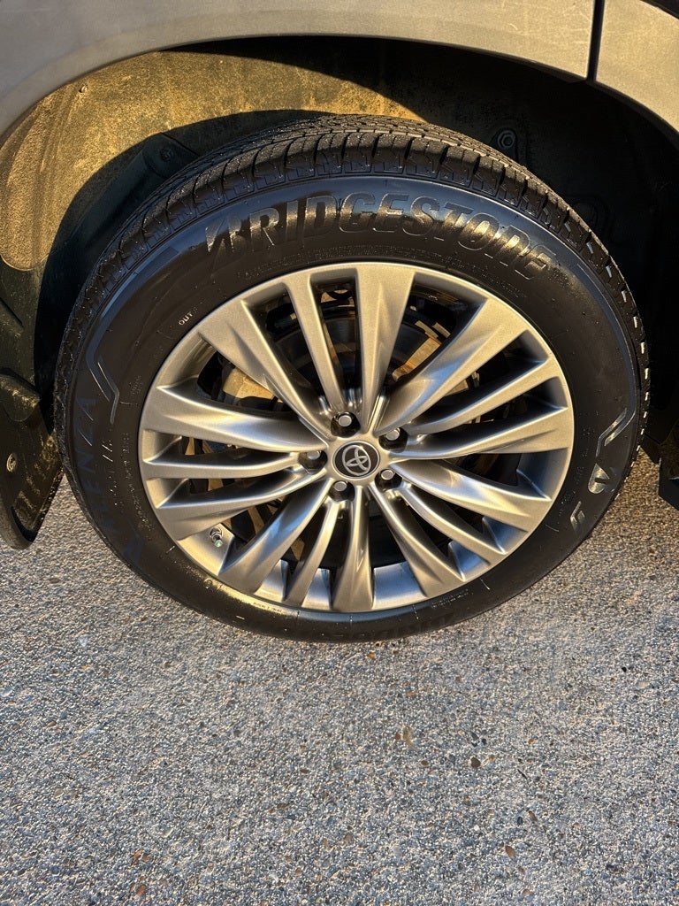 2021 Toyota HIGHLANDER HYBRD Platinum