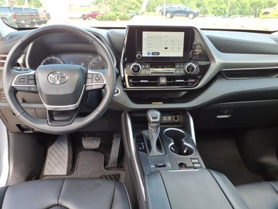 2024 Toyota Highlander XLE