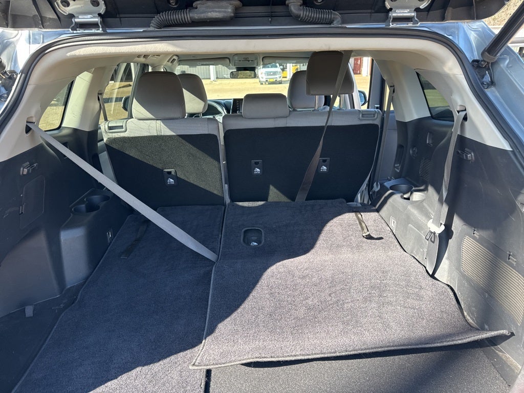 2020 Toyota HIGHLANDER LE