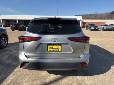 2020 Toyota HIGHLANDER LE