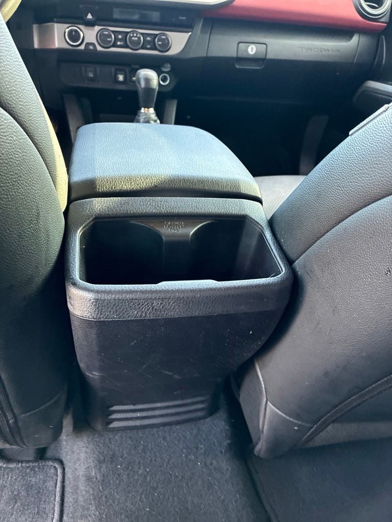 2021 Toyota TACOMA SR5 SR5 V6