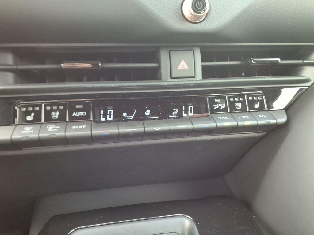 2025 Toyota Crown Signia XLE
