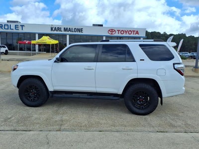 2022 Toyota 4Runner SR5