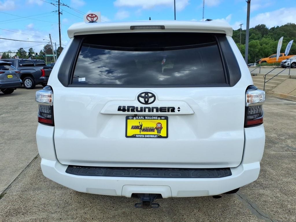 2022 Toyota 4Runner SR5