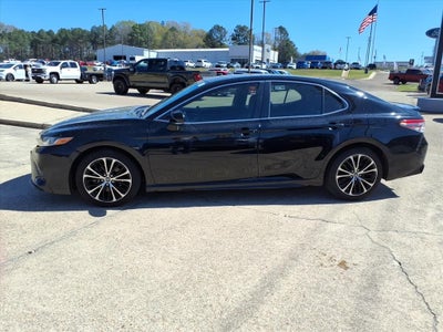 2018 Toyota Camry SE