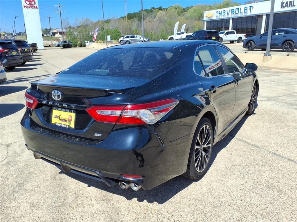 2018 Toyota Camry SE