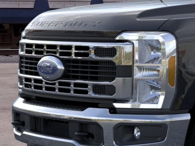 2026 Ford Super Duty F-350® XLT