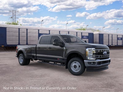 2026 Ford Super Duty F-350® XLT