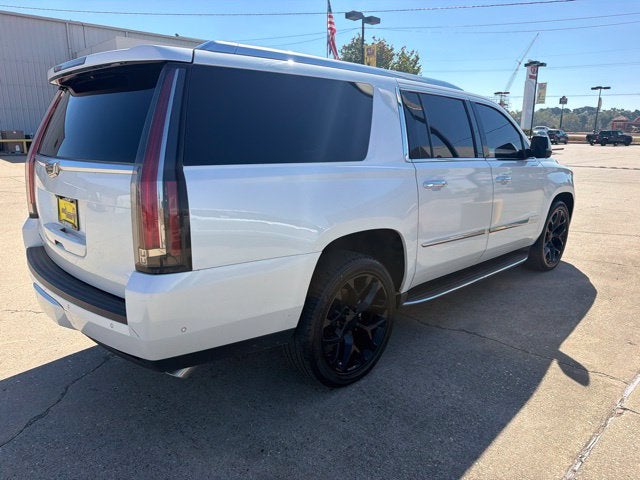 2017 Cadillac Escalade ESV Luxury