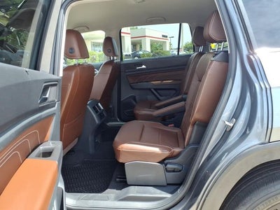 2022 Volkswagen Atlas 2.0T SE w/Technology