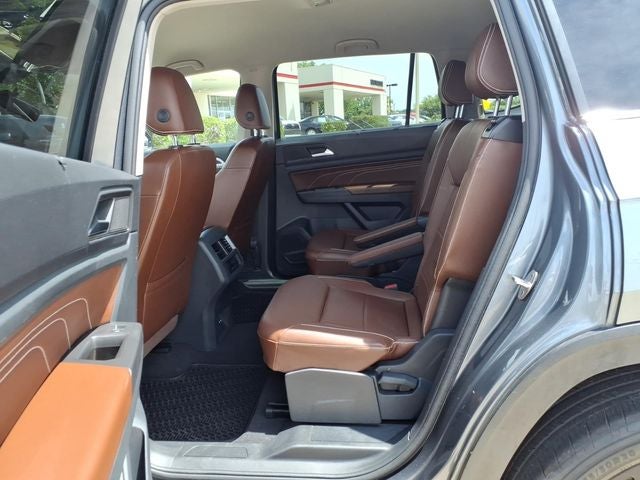 2022 Volkswagen Atlas 2.0T SE w/Technology