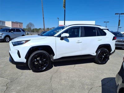 2024 Toyota RAV4 Hybrid SE