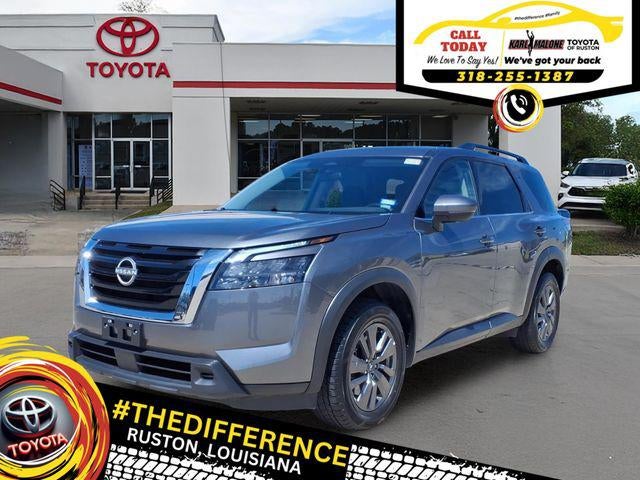 2025 Nissan Pathfinder SV