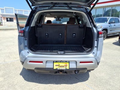 2022 Nissan Pathfinder Platinum