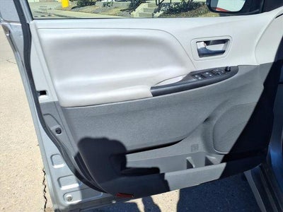 2020 Toyota Sienna LE 8 Passenger