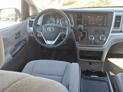 2020 Toyota Sienna LE 8 Passenger