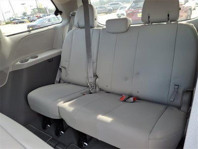 2020 Toyota Sienna Base