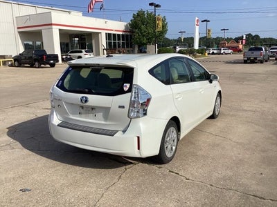2014 Toyota Prius v Three