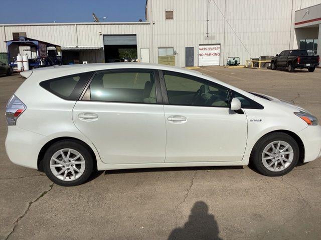 2014 Toyota Prius v Three