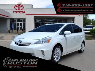 2014 Toyota Prius v Five