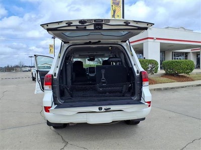 2016 Toyota Land Cruiser Base