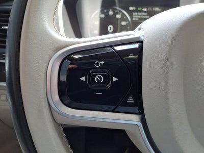 2019 Volvo XC90 T6 Momentum